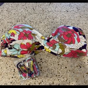 Women’s Victoria’s Secret swim top, size 36C